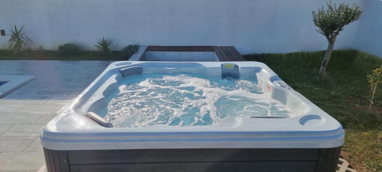 Villa Family And Friends Private Heated Pool With Jacuzzi Задар Екстериор снимка