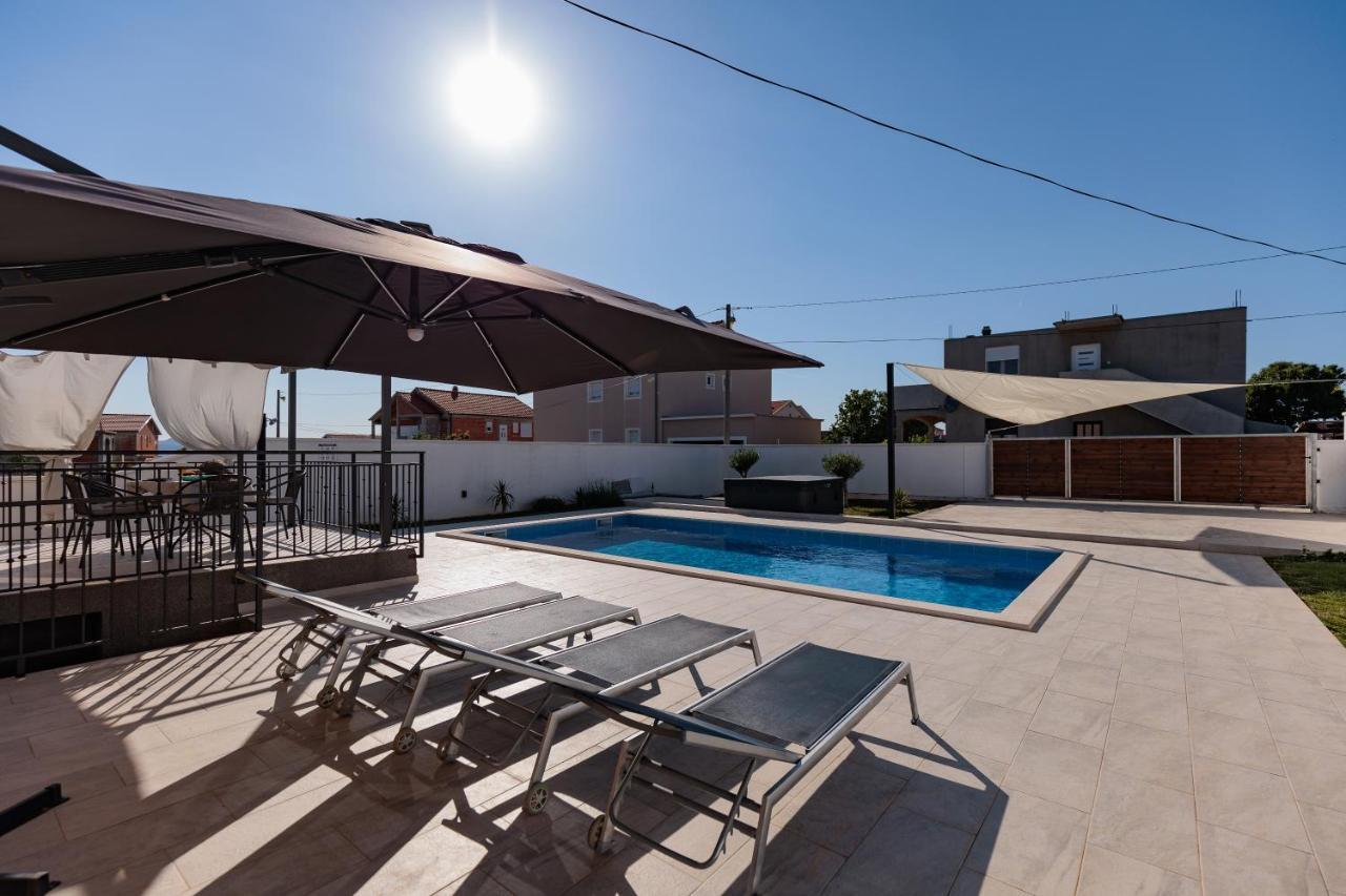 Villa Family And Friends Private Heated Pool With Jacuzzi Задар Екстериор снимка